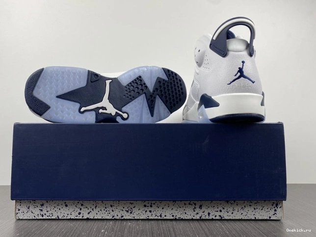 One Kick (2022) Navy Jordan CT8529-141 Retro 6 Midnight 0707